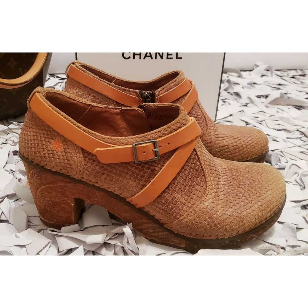The Art Company Western Embossed Leather Snakeskin Clog Heel Booties Tan 39